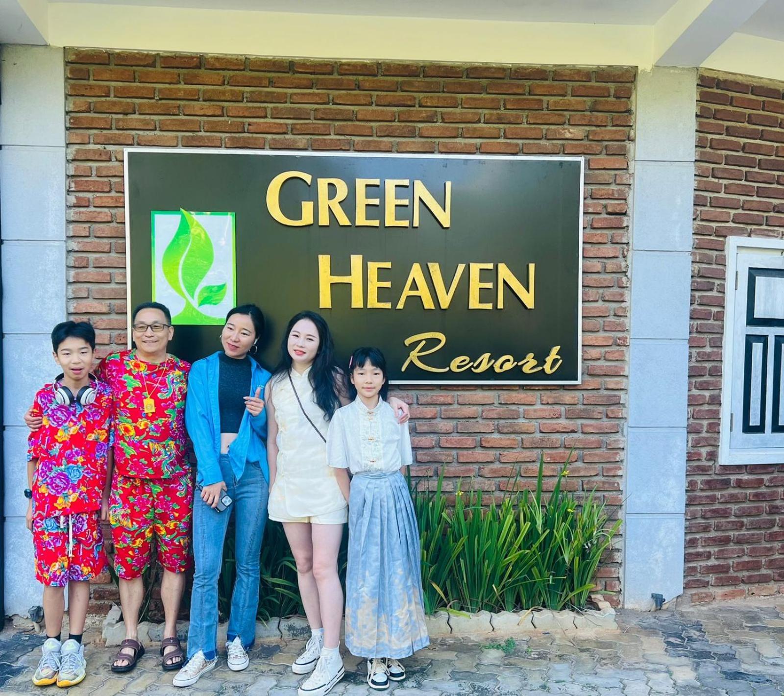 Green Heaven Resort Kandy Luaran gambar